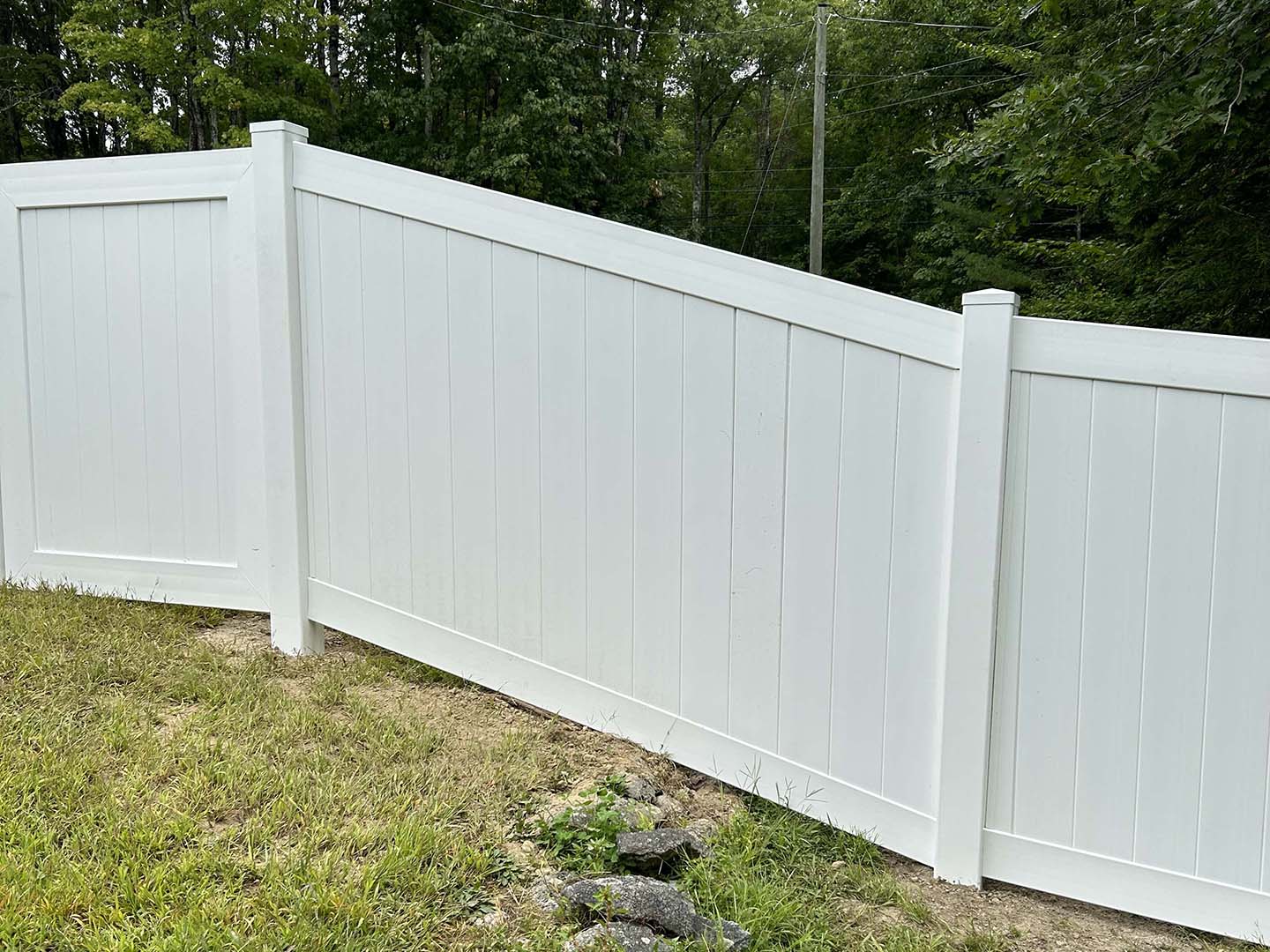 Photo of a vinyl fence from a Bedford NH fence company
