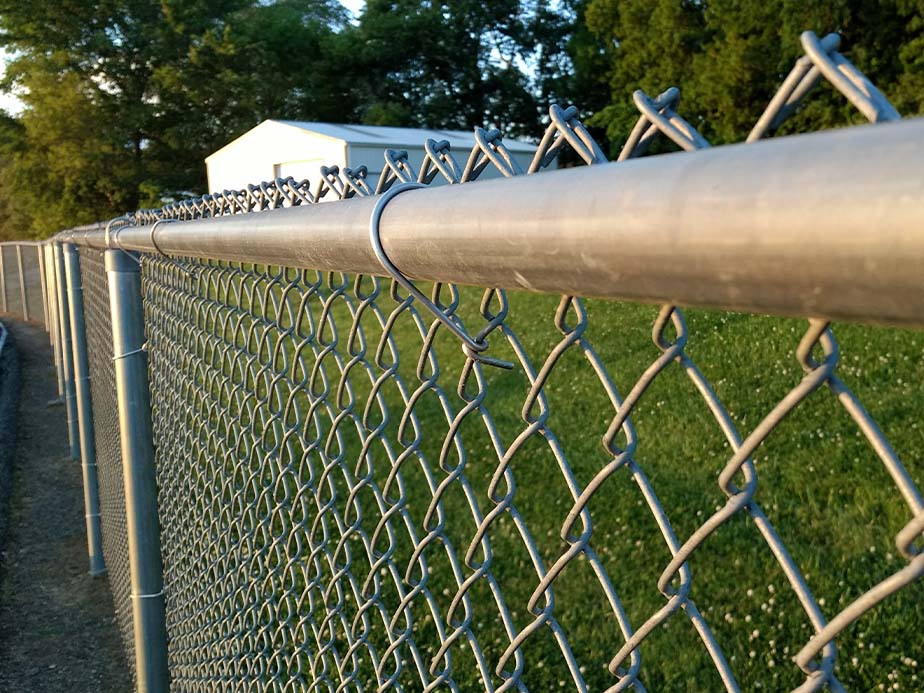 Brookline New Hampshire residential fencing contractor