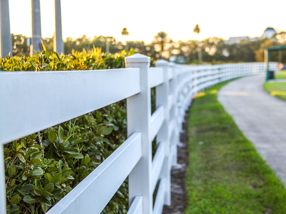 vinyl fence Swanzey New Hampshire